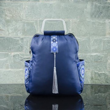 2021女秋冬新款民族風刺繡花文藝復古韓版學生尼龍布手提雙肩背包