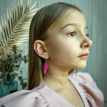 葡萄垂墜耳環是水果、古怪、有趣、時髦的怪異漿果首飾