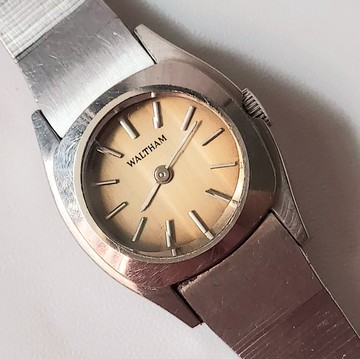 三切面錶面 香檳金 Waltham 手動上鍊 女用古董手錶 近期已洗油