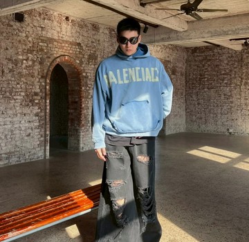 【NICE 歐美日韓代購】長袖 帽T上海經銷商24FW BALENCIAGA/巴黎世家 膠帶字母做舊破洞