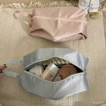 Taiwan現出巨能裝!大容量化妝包女便攜旅行2023年新款妝刷洗漱品收納袋超火 MIBR