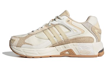 WMNS RESPONSE CL OFF WHITE GUM