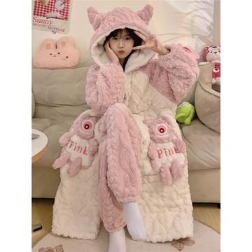 睡衣女款冬季三層夾棉珊瑚絨加厚加絨長袍保暖可愛家居服套裝冬天