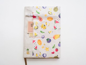 熱帶水果鳳梨 – 可調式 A5 布質書套
