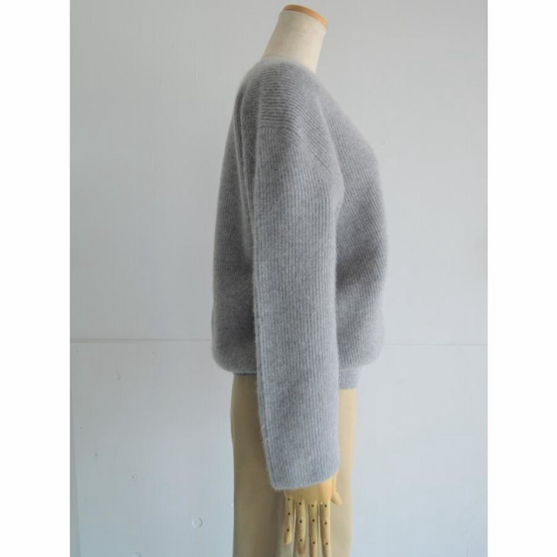 BATONER｜バトナー Cashmere fox V-neck/BN-19FL-035 | LINEブランド  