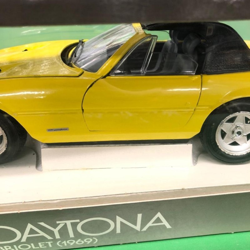 絶版 新品 TECHNO GIODI 1/18 FERRARI DAYTONA 365GTS/4 CABRIOLET