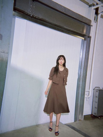 Feminine Tailored Jacket SET Sleeveless Dress (BKOAE2534)