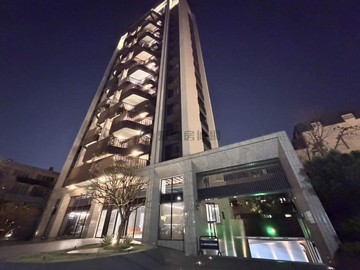✨季序｜質感生活宅｜大3房稀有釋出平車｜高雄市仁武區大春街
