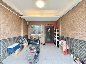 屋況如新32坪大地坪3樓美透天.符合行情｜台中市太平區大興一街