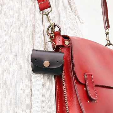 常見的Goody Bro 紳士黑真皮革手工 AirPods Pro &2 保護套