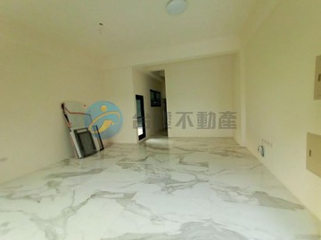 現代簡約、高質感別墅在新營市中心｜台南市新營區富強街