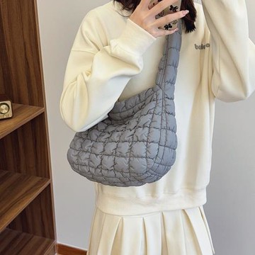 Acorn*橡果-新款雲朵包斜背包肩背包皺褶包餃子包6510(灰色)