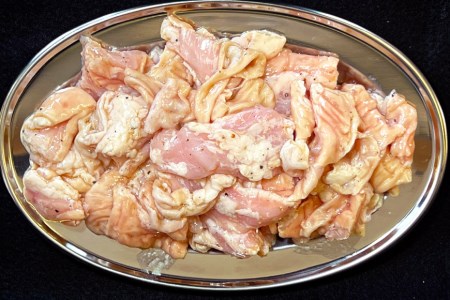 AG153超希少部位 豚てっぽう 塩  ニンニク味噌 ホルモン焼き 食べ比べ セット 計600g（300g×2種×各1パック） 