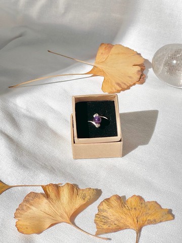 紫水晶_戒指_彈性戒圍_簡約_金屬編織飾品_礦石水晶_銅鍍鈦