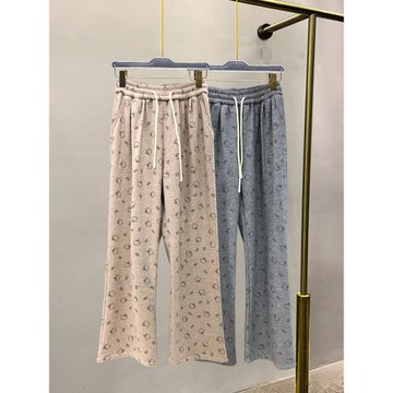 KT貓卡通印花闊腿褲女2024冬加絨加厚嬰兒絨仿羊絨軟糯米直筒長褲