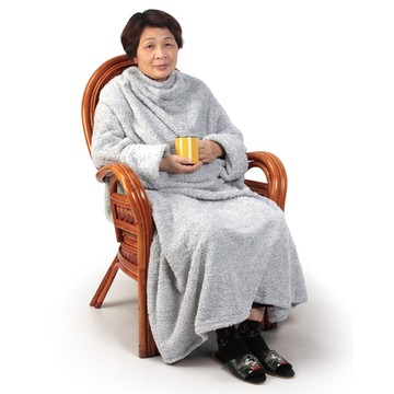 【源之氣】銀髮族竹炭兩用超細纖維袖毯(附繩) RM-10375