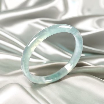 冰藍水翡翠戒指戒圈 | 國際13.5圍 | 天然翡翠A貨 |送禮