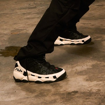 FILA SPAGHETTI 男籃球鞋-黑 1-B505Z-026