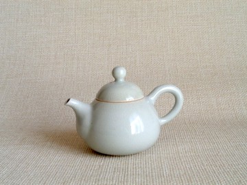 白磁冰裂紋 煎茶注器 b
