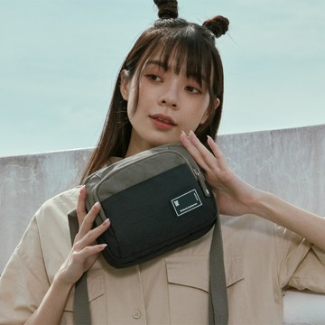 【Kinloch Anderson】Macchiato 多功能方型側背包-灰色