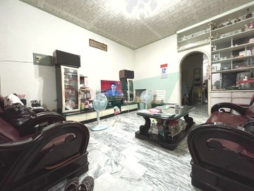 沙鹿家樂福車庫透天｜台中市沙鹿區七賢路