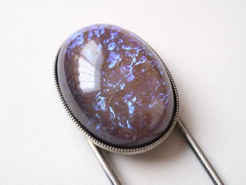 Dragons Breath Stall Pin紫胸針 捷克玻璃 坦桑石蛋白石 紫色 啞光移動優雅安全別針 25x18mm 18x25mm