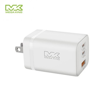 MEGA KING 65W 氮化鎵三孔快充旅充頭(2C1A) 白