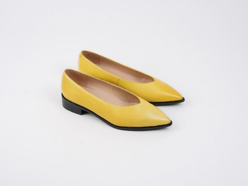 lise V領尖頭鞋 - 奶油黃