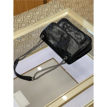 2025新款夏季包包大容量流浪翻蓋郵差包油蠟皮女包高級鏈條斜挎包