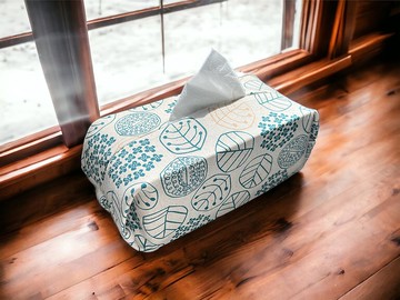 手作紙巾套。花與葉。米