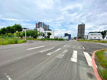 永康重劃區大面寬朝南方正稀有建地｜台南市永康區市政段