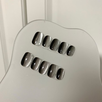 🎁Hannah🎁高定新款純手工穿戴甲2025年新款成品美甲短款貓眼灰指甲貼片孕㛿可用顯白中款2026新款上新