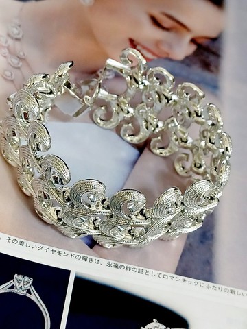 vintage jewelry  寬版合金雲紋 手鍊