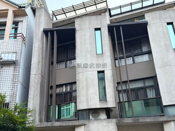 大雅輕屋齡/大華國中旁社區型別墅｜台中市大雅區義和路