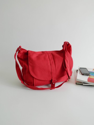 大容量側背包 斜挎包 帆布肩背包 實用筆電包 - no.12凱莉-紅色