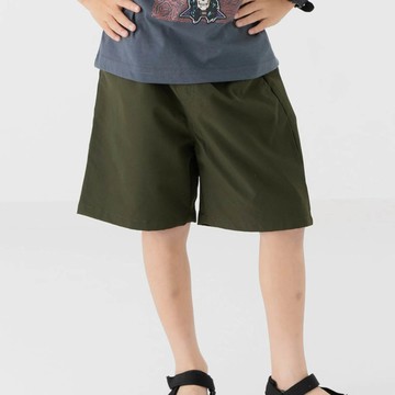 日本 Chil2 - 舒適耐穿簡約風休閒短褲-軍綠