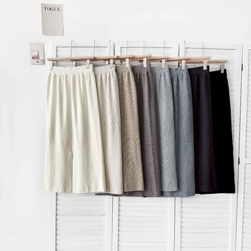 【Fee現貨8色新品】後開叉高腰顯瘦針織直筒裙🔥絨毛長裙 中長裙 長裙冬天 冬季長裙 刷毛長裙 白色長裙 黑色長裙