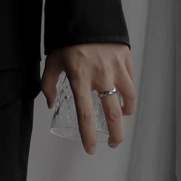 【台灣現貨】莫比烏斯 戒指 男生 飾品 小眾戒指高級 ins戒指 冷淡風 韓系戒指 簡約戒指 開口可調整指環 情侶對戒