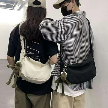 挎包男潮牌日系休閒帆布包單肩包街頭時尚運動嘻哈斜跨包ins大包