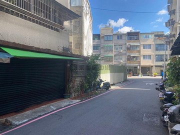 英明的學區給卓越的您｜公寓二樓輕鬆成家｜高雄市前鎮區英德街