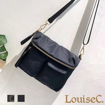 【 Tree House 】LouiseC. 輕盈尼龍立體造型多功能收納翻蓋斜背防水方包(2色) YS19152