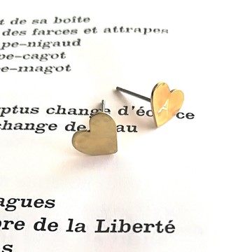 黃銅心形雕刻耳针