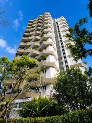 精銳建設SkyOne｜前棟｜面公園首排｜三房雙平車｜台中市南屯區龍富路五段