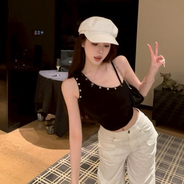 【NZN】美式 hottie 斜肩吊帶背心女夏季修身內搭無袖不規則黑色露臍上衣