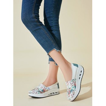 咪呢咔厚底老北京布鞋女春新款一腳蹬懶人鞋女軟底防滑帆布搖搖鞋