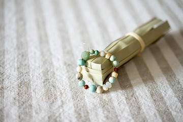 气息/柬埔寨陶瓷老珠石头手链