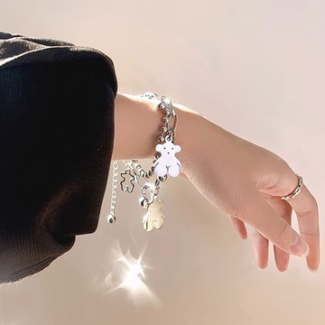 鈦鋼小熊手鏈女ins小眾設計閨蜜情侶學生手串復古個性嘻哈手飾品