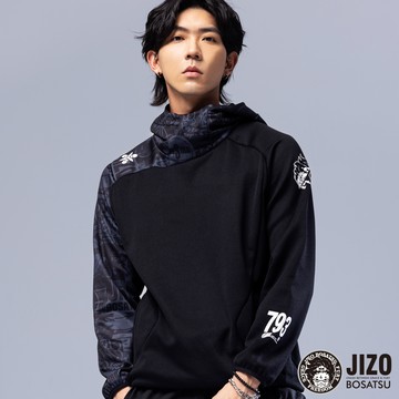 【新品官網獨家↘新年價㊣▵】地造街頭標示半滿版連帽長TEE - BLUE WAY 地藏小王