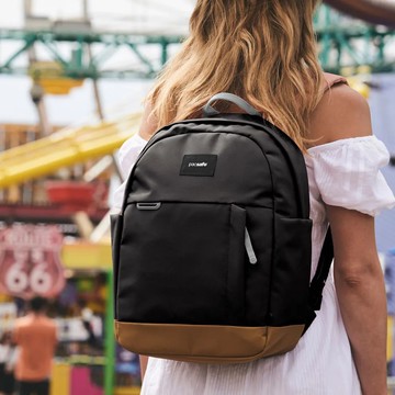 .｜享趣戶外｜ 澳洲《Pacsafe》Go 隨行防盜後背包 15L 黑色 35110130