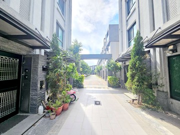 獨家✨閱鴻山｜孝親五房｜鑑價有到位｜台中市沙鹿區保成五街